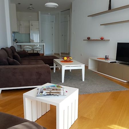 Apartment Tc Lux Vlsb Budva Eksteriør billede