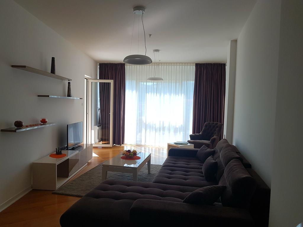 Apartment Tc Lux Vlsb Budva Eksteriør billede