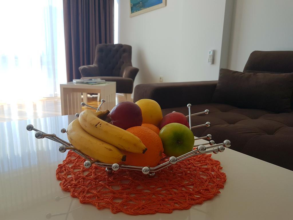Apartment Tc Lux Vlsb Budva Eksteriør billede